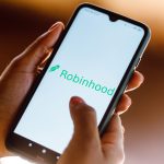 Robinhood stock plunges 5% on Wednesday: is now the time to buy?