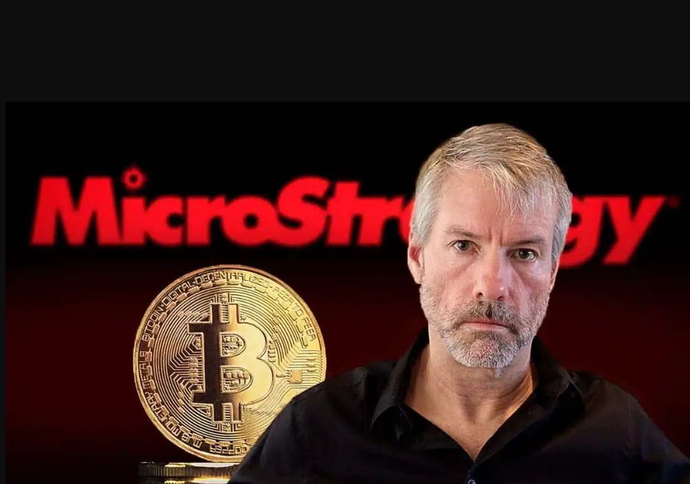 As the MSTR stock dives, is the 183% yielding MSTY a better buy?