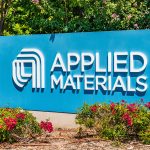 Applied Materials stock: AMAT forms risky pattern before earnings