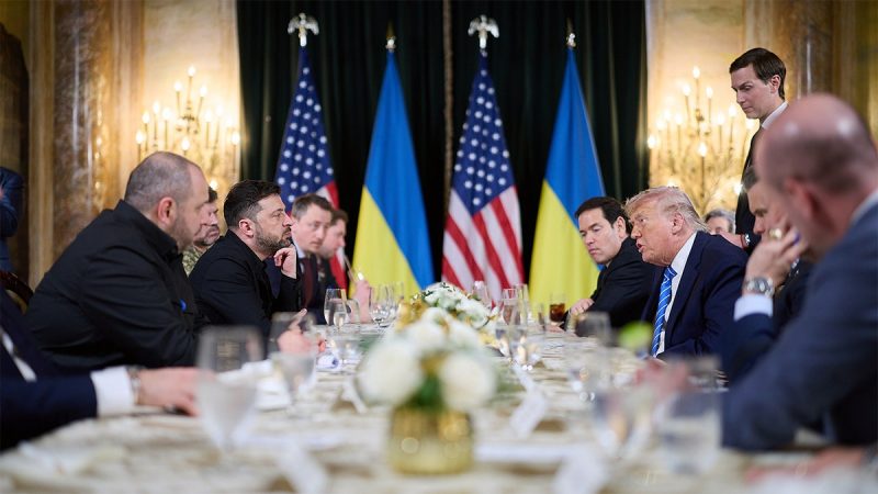 Trump, Zelenskyy say Ukraine peace deal close but ‘thorny issues’ remain after Florida talks